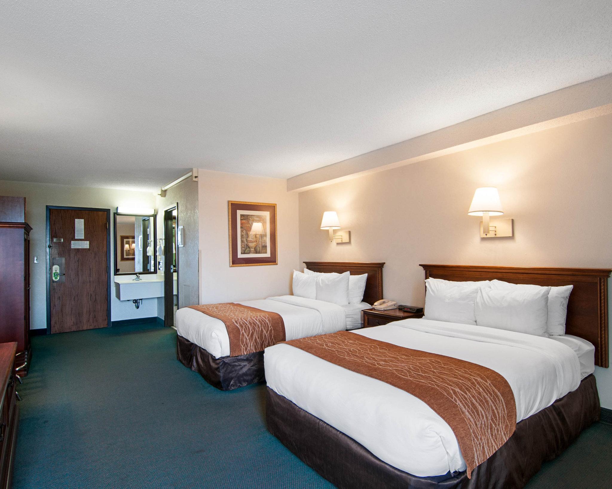 Comfort Inn & Suites Near Danville Mall Εξωτερικό φωτογραφία