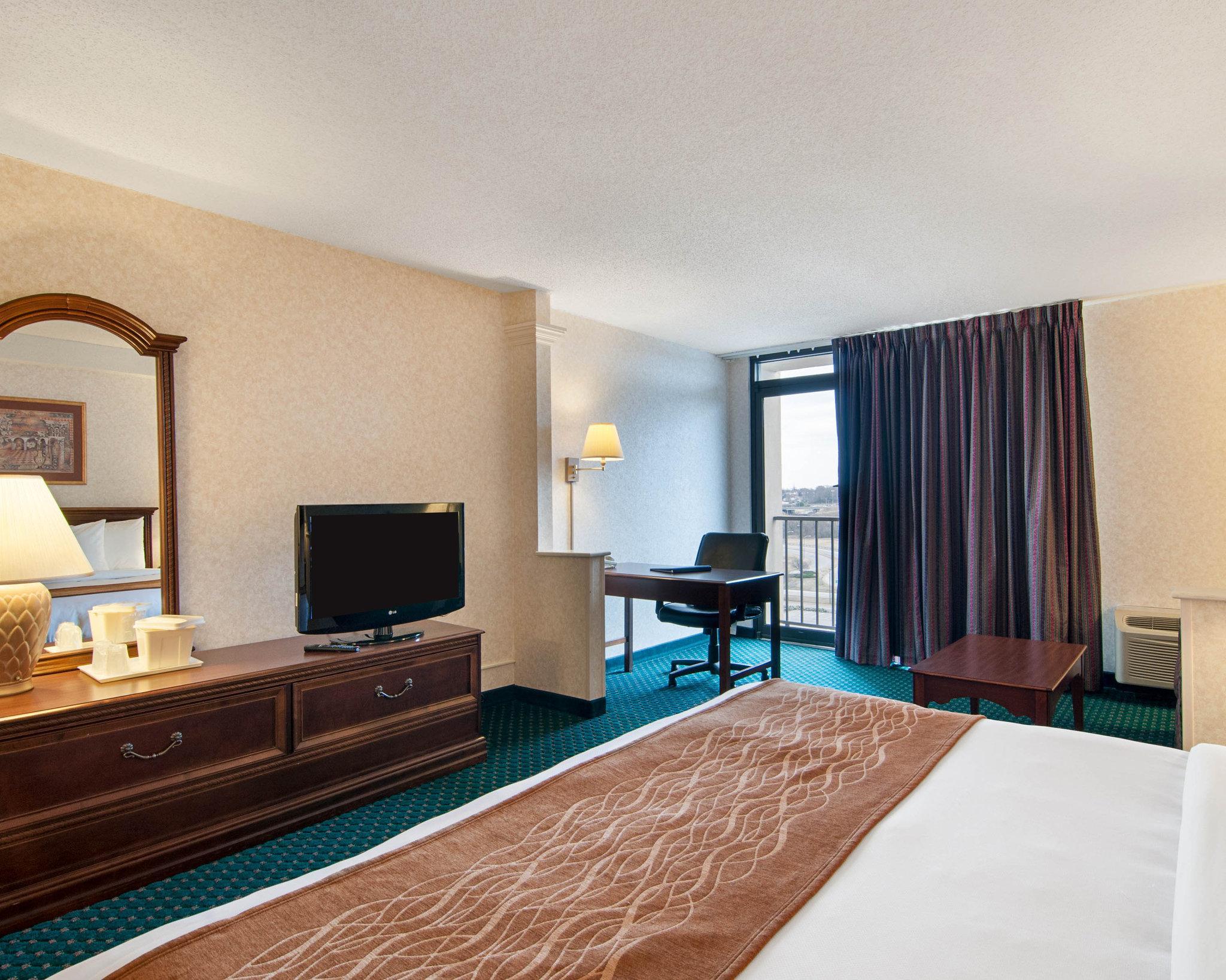 Comfort Inn & Suites Near Danville Mall Εξωτερικό φωτογραφία